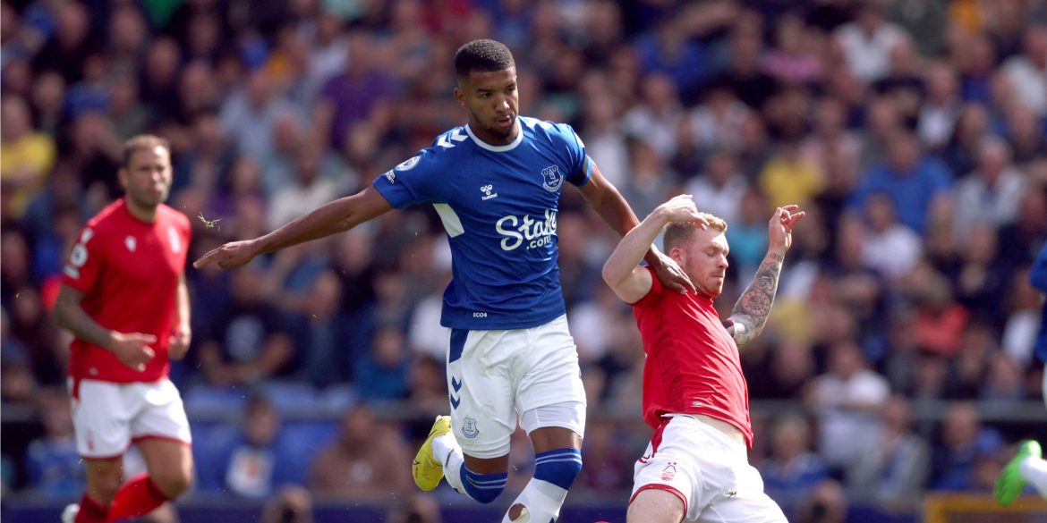 Everton Must Cash In On £70k-p/w Flop