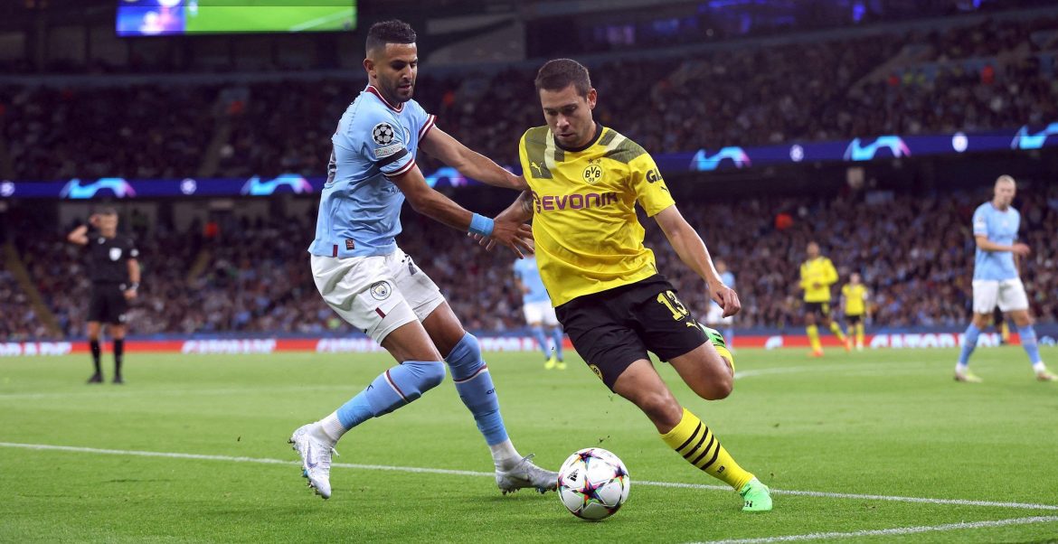 Leeds could sign Raphael Guerreiro