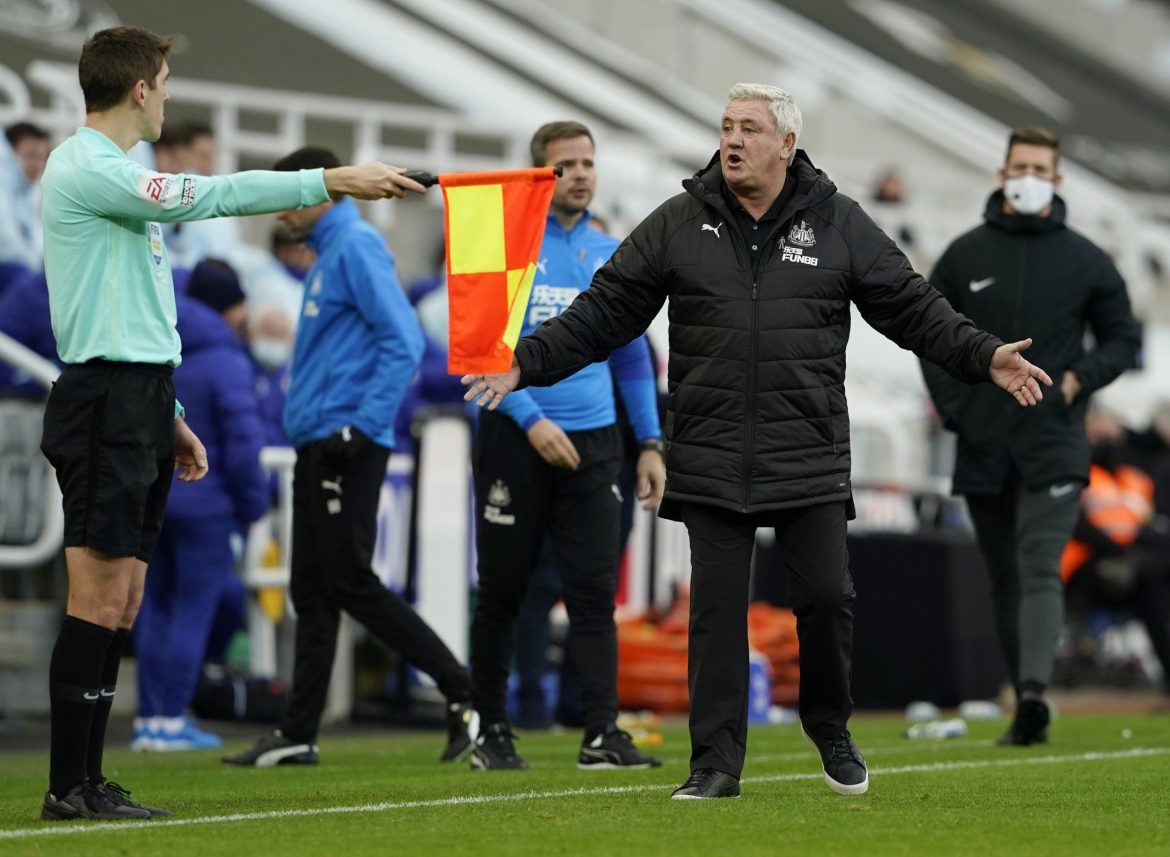 Newcastle boss Steve Bruce is completely ruining Allan Saint-Maximin amid Chelsea loss