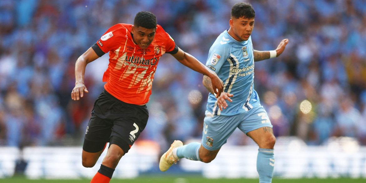Burnley Plot Talks To Sign 21 Y/o "Duracell Bunny"